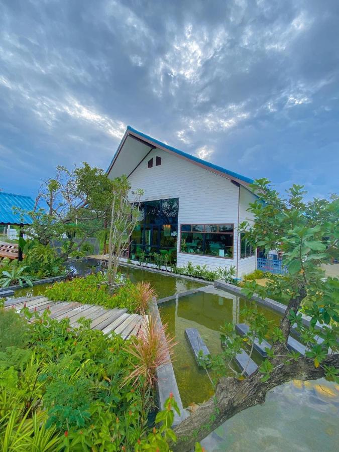 Srihome ยายศรีโฮมแอนแคมป์ปิ้ง Ban Don Tum Exterior photo