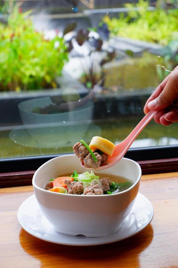 Srihome ยายศรีโฮมแอนแคมป์ปิ้ง Ban Don Tum Exterior photo